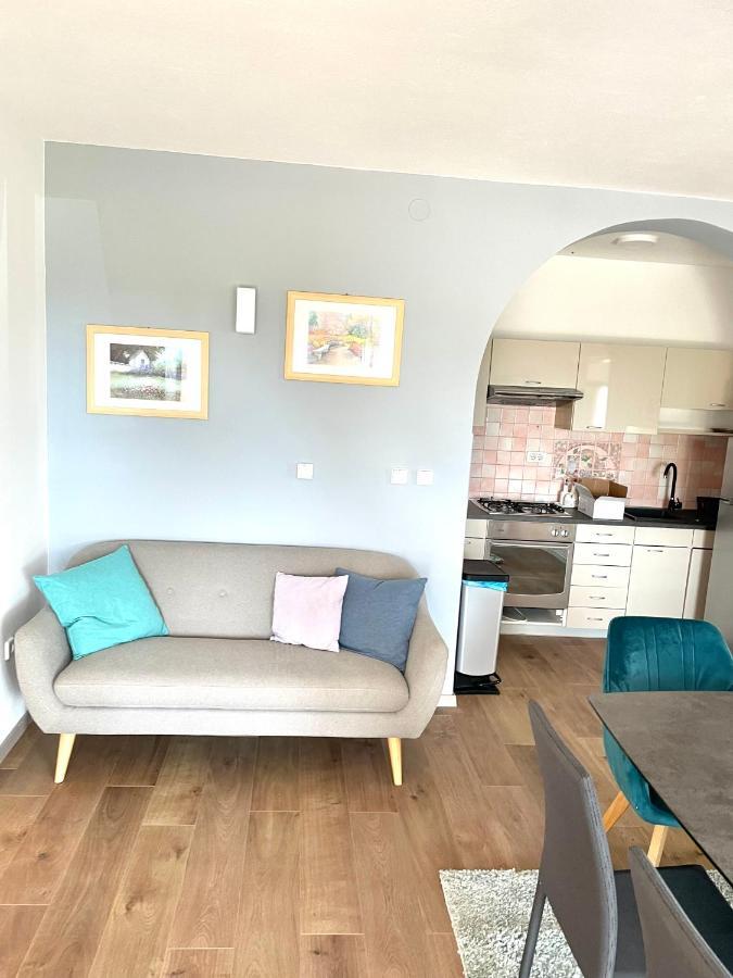 D&a With Private Swimming Pool Apartamento Pula