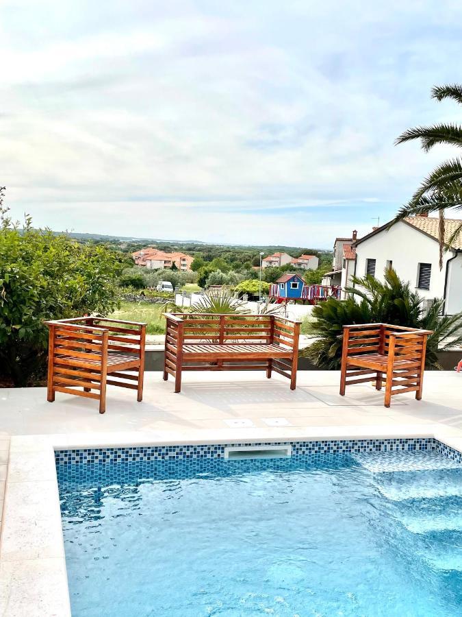 D&a With Private Swimming Pool * Pula